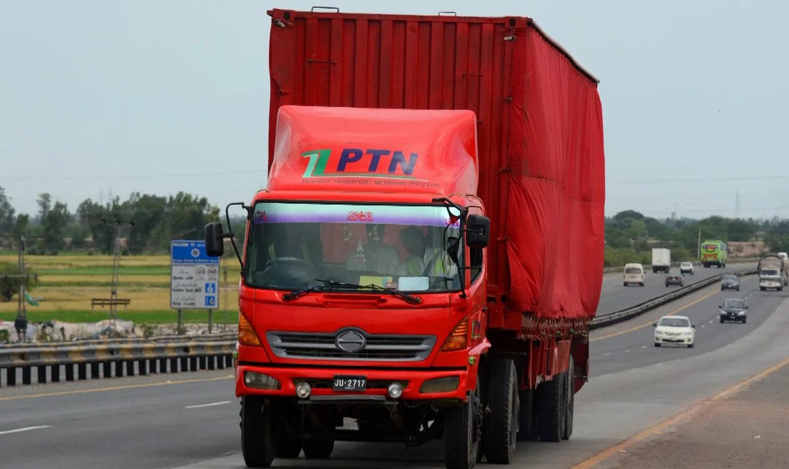FMCG & Beverages transport